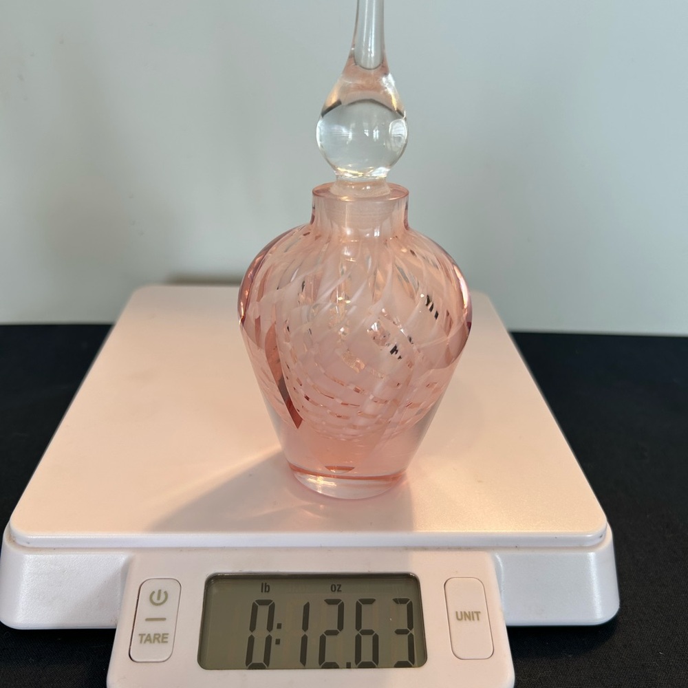 Perfume bottle 1930s collectible vintage perfume bottle Antique pink glass - Picture 9 of 9